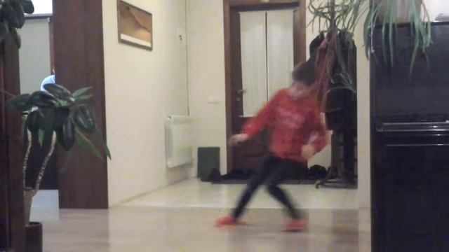 Мама помыла пол!!! смотреть онлайн