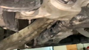 Замена задних салентблоков передних рычагов на Mercedes GL450 X166