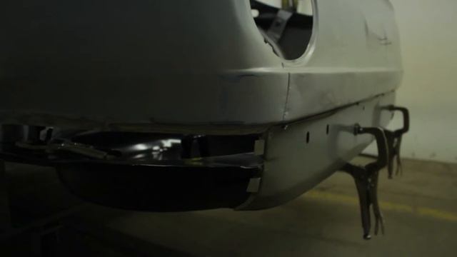 How to 2002: Trunk Floor Install смотреть онлайн