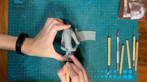 Лепило Комар: лепка и покраска фигурки из полимерной глины