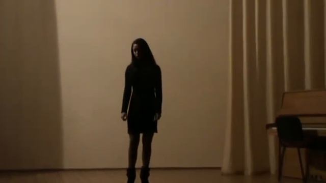 Хорошо поет. Пройти смотреть онлайн