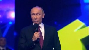 Не расстанусь с комсомолом буду вечно молодым