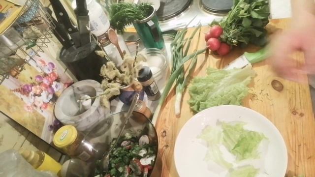 Весенний салат из детства) смотреть онлайн