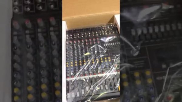 Unboxing My Dynacord CMS 1000-3 (Thanks www.dynacordusa.com)