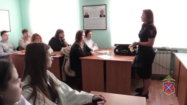 В Волгоградской области стартовала ежегодная Всероссийская акция МВД России «Студенческий десант» смотреть онлайн