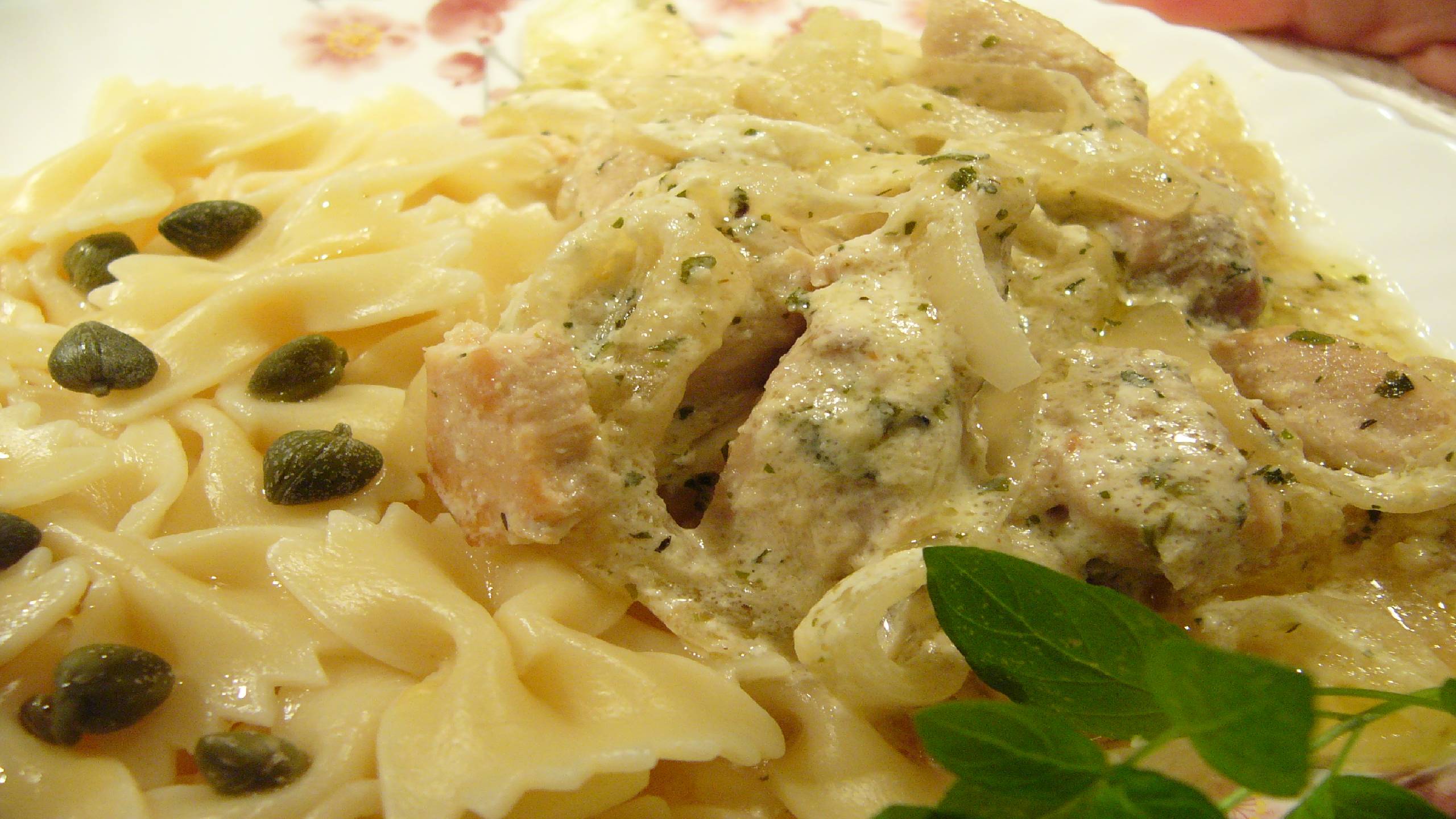 Курица по - мароккански с луком в кефире. смотреть онлайн