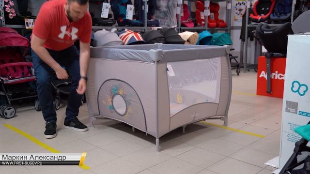 Качественный и просторный игровой манеж Baby Design Play Up