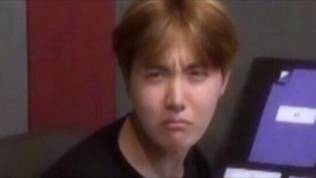 NMIXX - САМЫЙ ХУДШИЙ ДЕБЮТ ГОДА ??? / ПЛАГИАТ AESPA, ATEEZ ??? / NMIXX "O.O" / #QwindeView смотреть онлайн