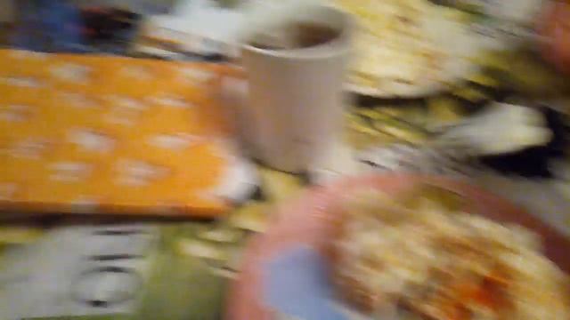 Пробуем наш салат, пьем чай Липтон? смотреть онлайн