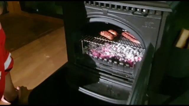 Печь-камин JOTUL F3 TD - готовим на гриле смотреть онлайн