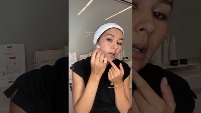 KLAPP MICRONEEDLING Набор для Микронидлинга дермароллер + концентрат-сыворотка HYALURONIC смотреть онлайн