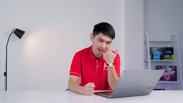Rep Comment Hoả Tốc #40: Laptop cho Sinh Viên CNTT 15 Triệu??? | LaptopWorld смотреть онлайн