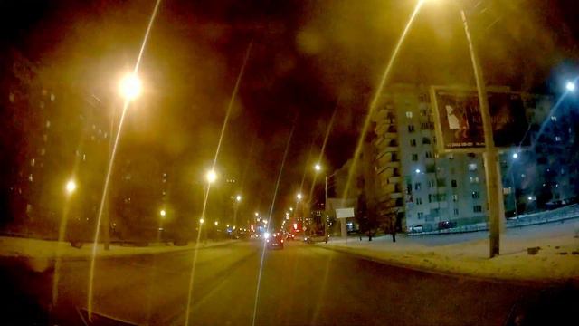 Движение на автомобиле по Тюмени до музыкальной школы и на Киевскую смотреть онлайн