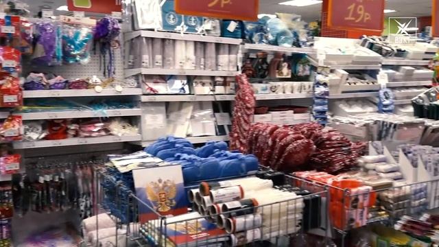 Костюмы для карнавала, игрушки и иллюминация на ёлку. Новогодняя распродажа в «Галамарте» стартовал смотреть онлайн