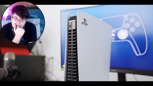 REACTING TO THE PS5 UNBOXING!! смотреть онлайн