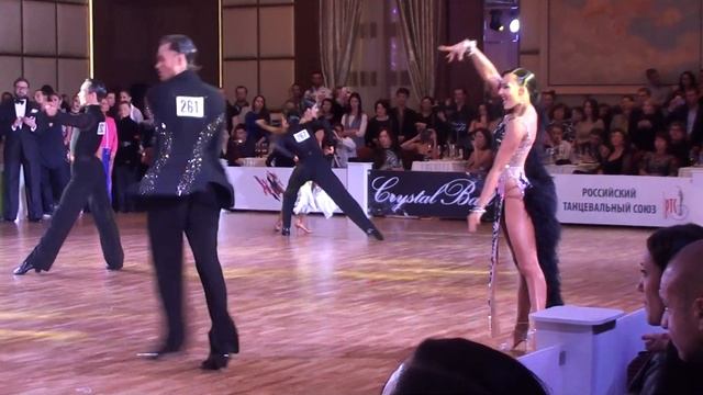 Urazgildeev Evgeniy - Sozina Anna Rumba Final Professional Latin Crystal Ball 2018 смотреть онлайн