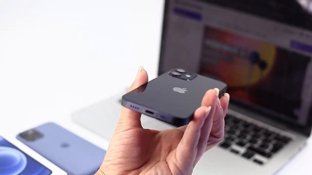 Распаковка iPhone 12 Mini смотреть онлайн