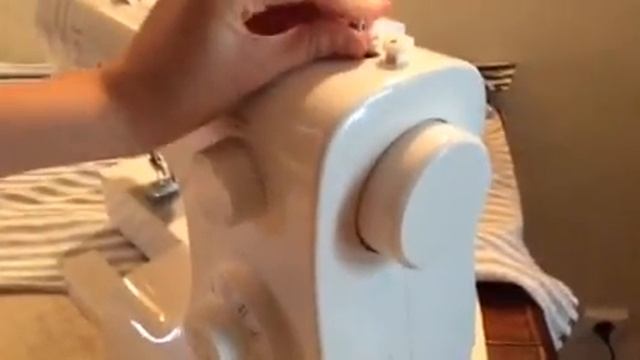 Singer sewing machine tradition 2250 смотреть онлайн