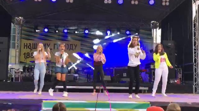 Иришка поёт круто смотреть онлайн