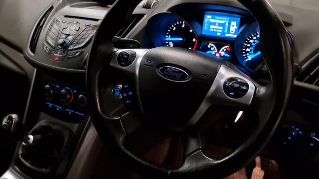 FORD KUGA 4X4 AJ16WJX смотреть онлайн