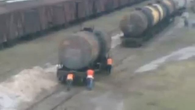 Люди как паровозы (ст.Соль) смотреть онлайн