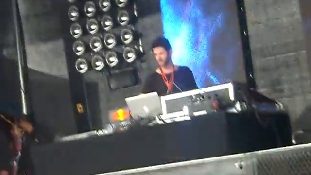 Guy Gerber @ Think Festival 2011 // 2 смотреть онлайн