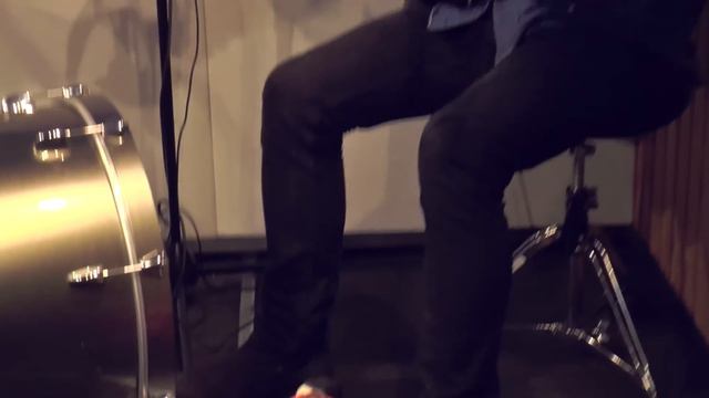 Imagine Dragons - Radioactive (Acoustic) смотреть онлайн