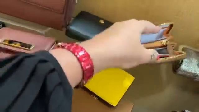 Y373 Завтра ЭКСТРАскидки ?. BRAHMIN, COACH, Patricia Nash и другие смотреть онлайн