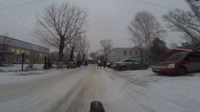 Остросюжетный триллер Подкрался #2 г.Омск Город глазами велосипедиста #201 смотреть онлайн