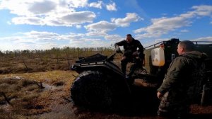 Вездеход каракат из Вологды сломался на болоте. Взяли болотоход Шерп Про и поехали спасать!