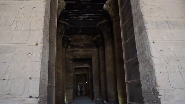 Храм Гора ( Хора ) в Эдфу ( Идфу ) Египет. Temple of Horus in Edfu Egypt. смотреть онлайн