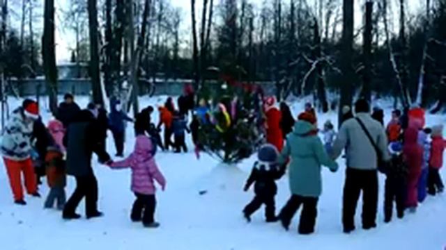 Новогодняя развлекательная программа на улице Выемка, ч.3 смотреть онлайн
