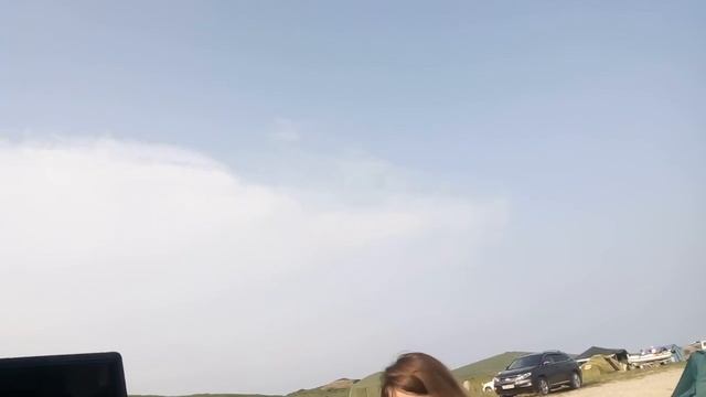 Военные стреляют над головами отдыхающих... 07.2016г... (Золотые пески) смотреть онлайн