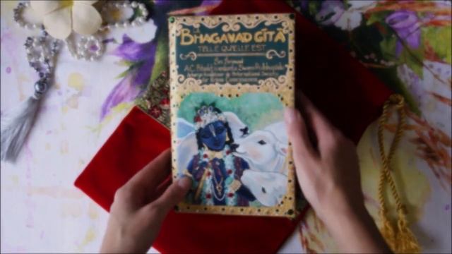 Обложка для Бхагавад Гиты | KrishnaArt смотреть онлайн