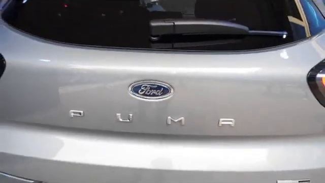 Ford Puma 2020 vs. Volvo XC40 2020 смотреть онлайн