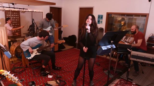 Ed Sheeran - Shape Of You - FUNK VERSION смотреть онлайн