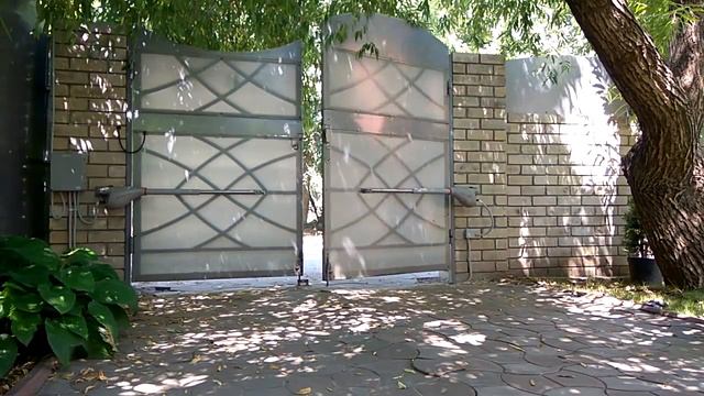 Автоматизация распашных ворот смотреть онлайн