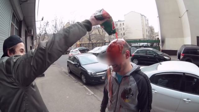 Деньги Решают Всё Облить Томатным Соком смотреть онлайн