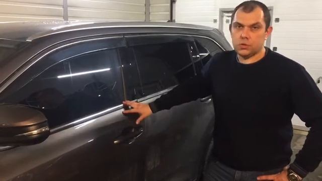 Безштыревые доводчики дверей на Toyota Highlander смотреть онлайн