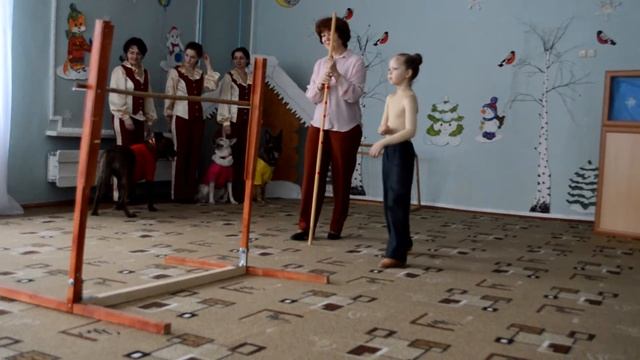 Цирк дрессированных собак для сирот, ч.1 смотреть онлайн