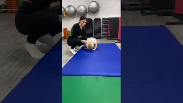 Сколько счастья,что получилось!) Кувырок малютки смотреть онлайн