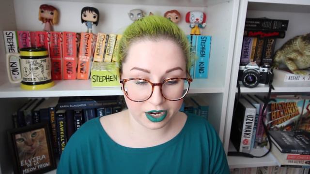 APRIL WRAP UP!! (WOW FINALLY 10 BOOKS!) смотреть онлайн