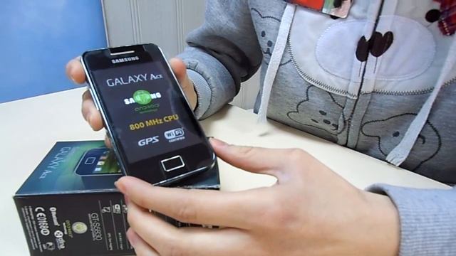 Видеообзор Samsung S5830 Galaxy Ace