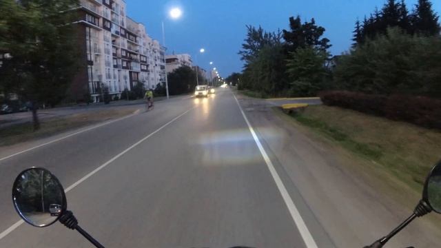 Собрал мотоцикл Regulmoto TE. Первый раз выехал покататься в город. смотреть онлайн