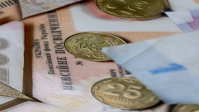 Коли перерахують пенсії пенсіонерам віком 65 років та скільки додадуть? смотреть онлайн