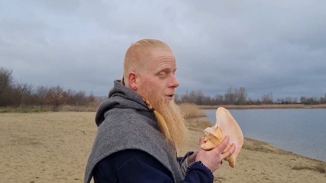 Rauðr - Muschelhorn (Strombus Gigas) Performance смотреть онлайн