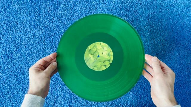 Minecraft Alpha Vinyl Unboxing смотреть онлайн