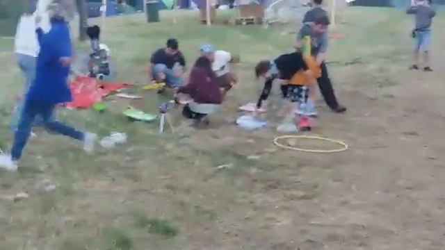 La magia delle bolle incontra il rock! Festival ROCK YOUR HEAD Montebello di Bertona ( PE) смотреть онлайн