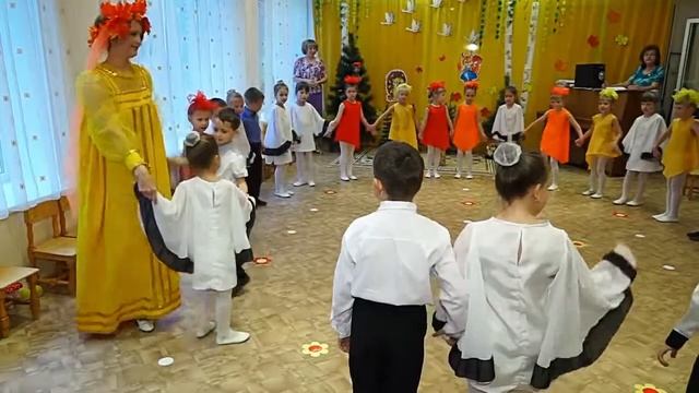 Хоровод 'Здравствуй, Осень золотая' А Чугайкиной смотреть онлайн