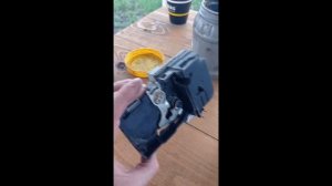 Перестала закрываться автоматически дверь ЛАДА GRANTA